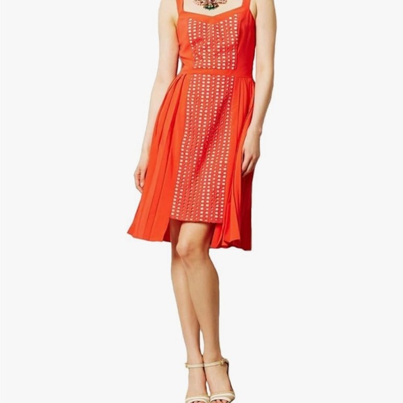 Anthropologie dress with hi low hemline detail - Picture 6 of 8